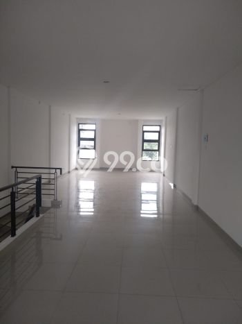 Ruko Dijual di Batununggal Bandung dengan LB 236m2 Ruko Dijual di Batununggal Bandung dengan LB 236m2