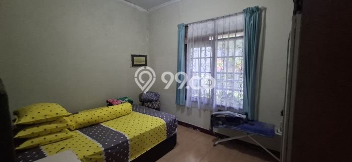 Rumah Minimalis 5 Kamar LT 200m2 di Taman Kopo Indah Rumah Minimalis 5 Kamar LT 200m2 di Taman Kopo Indah