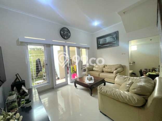 Rumah Mewah Siap Huni LT 223m2 di Kiaracondong, Bandung Rumah Mewah Siap Huni LT 223m2 di Kiaracondong, Bandung