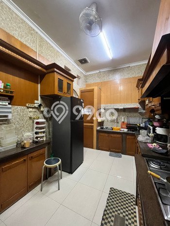 Siap Huni Rumah Mewah 10 Kamar di Kemayoran Dekat ke Mana Saja Siap Huni Rumah Mewah 10 Kamar di Kemayoran Dekat ke Mana Saja
