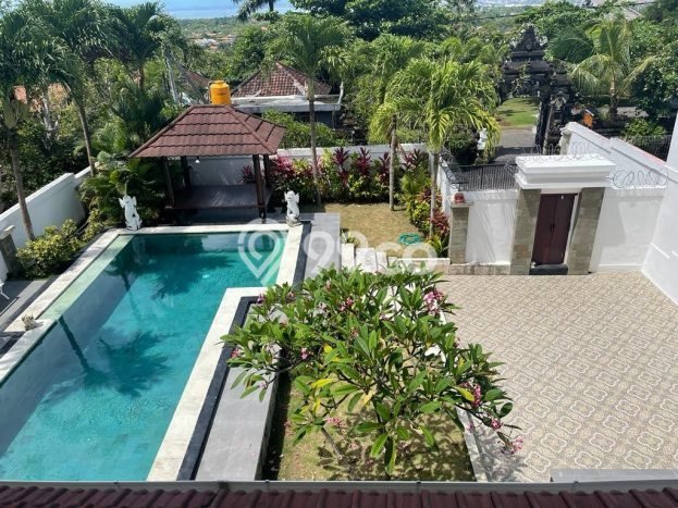 Rumah Bagus Disewakan di Jimbaran, Badung LT 500m2, LB 350m2 Rumah Bagus Disewakan di Jimbaran, Badung LT 500m2, LB 350m2