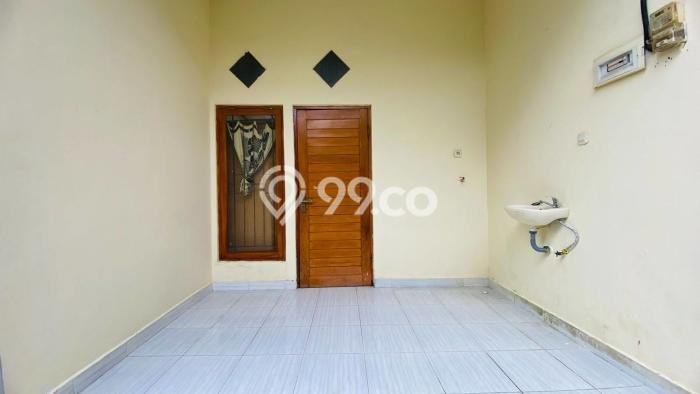 Lokasi terbaik! Rumah siap pakai dikontrakkan di Denpasar Barat LB 120m2 Lokasi terbaik! Rumah siap pakai dikontrakkan di Denpasar Barat LB 120m2