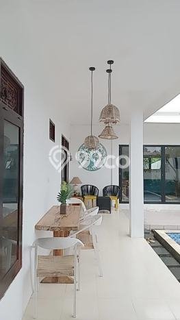 Vila Kawasan , Area 250m2m², For Rent, Lingkungan Nyaman Vila Kawasan , Area 250m2m², For Rent, Lingkungan Nyaman