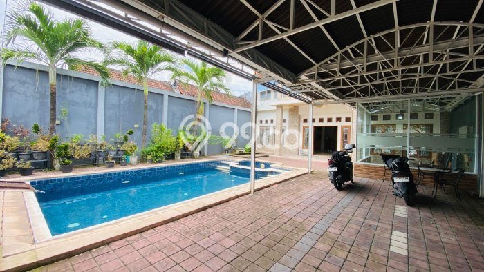Rumah sewa siap pakai 6 Kamar Tidur di Seminyak, Badung Rumah sewa siap pakai 6 Kamar Tidur di Seminyak, Badung