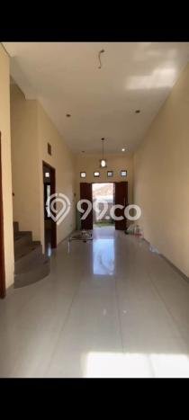 Lokasi strategis! Rumah siap huni dikontrakkan di Denpasar Barat LB 150m2 Lokasi strategis! Rumah siap huni dikontrakkan di Denpasar Barat LB 150m2