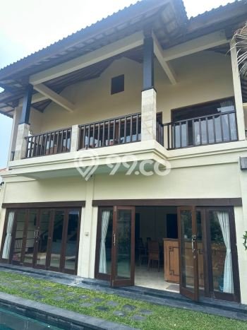 Disewakan Vila Premium Kawasan , Luas 350m2m², Lokasi Berkualitas Disewakan Vila Premium Kawasan , Luas 350m2m², Lokasi Berkualitas