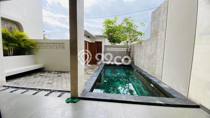Vila Siap Huni Kawasan , Area 160m2m², Disewakan Vila Siap Huni Kawasan , Area 160m2m², Disewakan