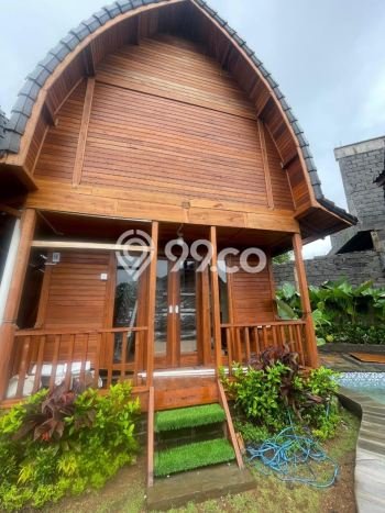 Disewakan Vila Kawasan , Area 900m2m², Area Strategis Disewakan Vila Kawasan , Area 900m2m², Area Strategis