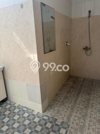 Vila Siap Huni Kawasan , Area 250m2m², Disewakan Vila Siap Huni Kawasan , Area 250m2m², Disewakan