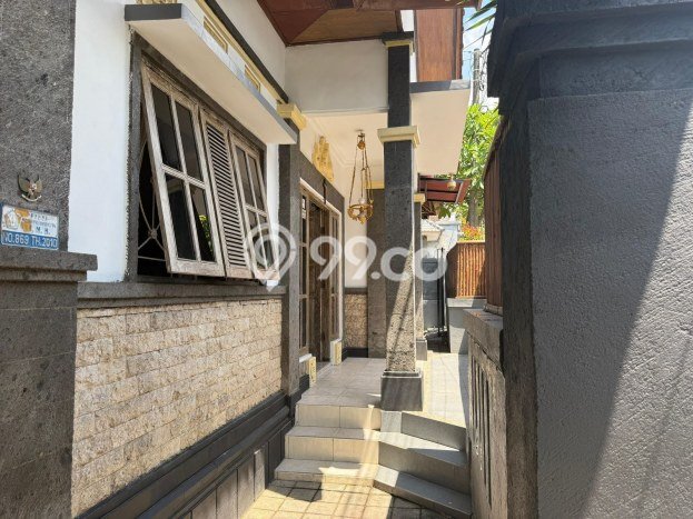 Disewakan! Rumah 3 Kamar Tidur &
2 Kamar Mandi di Canggu, Badung Disewakan! Rumah 3 Kamar Tidur &
2 Kamar Mandi di Canggu, Badung