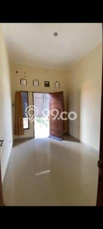 Lokasi strategis! Rumah siap huni dikontrakkan di Denpasar Barat LB 150m2 Lokasi strategis! Rumah siap huni dikontrakkan di Denpasar Barat LB 150m2