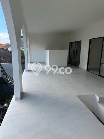 Disewakan! Rumah 3 Kamar Tidur &
3 Kamar Mandi di Canggu, Badung Disewakan! Rumah 3 Kamar Tidur &
3 Kamar Mandi di Canggu, Badung