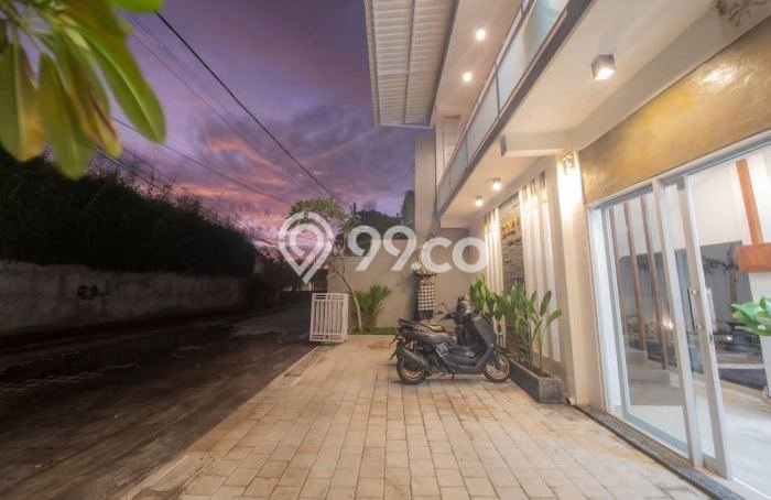 LOKASI PREMIUM! Vila Kawasan , Luas 300m2m², Dekat ke Fasilitas Umum LOKASI PREMIUM! Vila Kawasan , Luas 300m2m², Dekat ke Fasilitas Umum