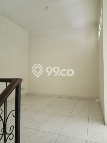 Lokasi terbaik! Rumah siap pakai dikontrakkan di Kelapa Gading LB 206m2 Lokasi terbaik! Rumah siap pakai dikontrakkan di Kelapa Gading LB 206m2