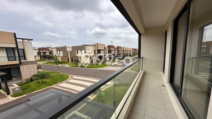 UNIT SPESIAL! Rumah di , 3 KM, Akses Fasilitas, Luas 150m2m² LB 160m2m² UNIT SPESIAL! Rumah di , 3 KM, Akses Fasilitas, Luas 150m2m² LB 160m2m²