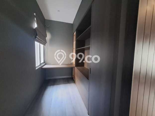 Jual Rumah Mewah Megah Dengan View Eksklusif di Alam Sutera, Tangerang Jual Rumah Mewah Megah Dengan View Eksklusif di Alam Sutera, Tangerang