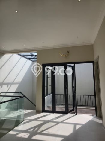 For Sale! Luxury House LT 180m2 Desain Modern di Gading Serpong For Sale! Luxury House LT 180m2 Desain Modern di Gading Serpong