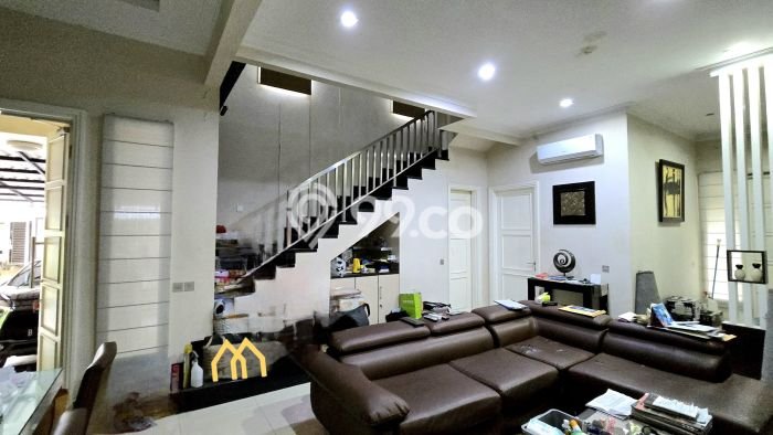 Jual Rumah Luas Elegan Dengan View Eksklusif di Gading Serpong, Tangerang Jual Rumah Luas Elegan Dengan View Eksklusif di Gading Serpong, Tangerang