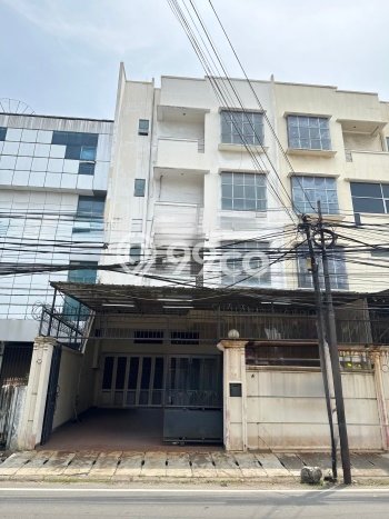 Ruko Dijual di Jakarta Pusat LT 243m2 & LB 1000m2 Lokasi Terbaik! Ruko Dijual di Jakarta Pusat LT 243m2 & LB 1000m2 Lokasi Terbaik!