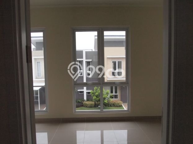 Ready to Use! Luxury House LT 96m2 Desain Modern di Gading Serpong Ready to Use! Luxury House LT 96m2 Desain Modern di Gading Serpong