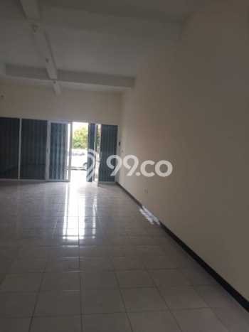 FOR RENT! Ruko di Taman Kopo Indah Cocok untuk Bisnis 110m2 FOR RENT! Ruko di Taman Kopo Indah Cocok untuk Bisnis 110m2