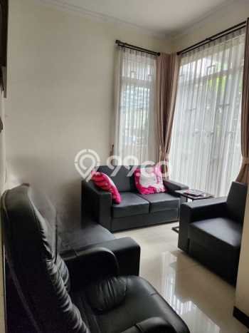 For Sale! Premium House LT 240m2 Desain Modern di Taman Kopo Indah For Sale! Premium House LT 240m2 Desain Modern di Taman Kopo Indah