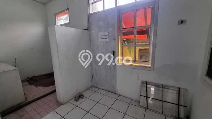Komersial untuk Disewa di Pusat Bandung Luas Bangunan 320m2 Komersial untuk Disewa di Pusat Bandung Luas Bangunan 320m2