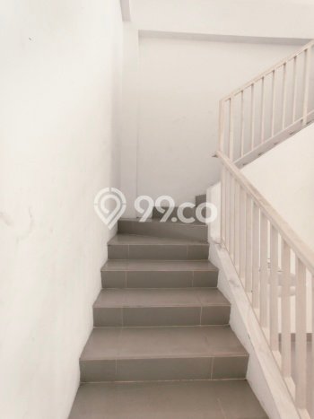 Ruko Bagus Dijual LB 184m2 Lokasi Strategis Jakarta Barat Area Cocok untuk Bisnis Ruko Bagus Dijual LB 184m2 Lokasi Strategis Jakarta Barat Area Cocok untuk Bisnis