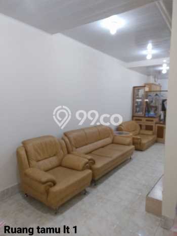 Rumah Disewakan Jakarta Barat LT 56m2 LB 110m2 Area Taman Palem Rumah Disewakan Jakarta Barat LT 56m2 LB 110m2 Area Taman Palem