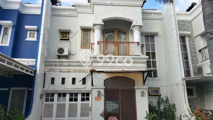 Rumah Elit Modern Tanpa Renovasi di Pegadungan Jakarta Barat Rumah Elit Modern Tanpa Renovasi di Pegadungan Jakarta Barat