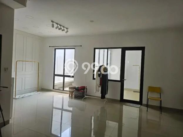 Jual Rumah Mewah Megah Dengan View Cantik di Cengkareng Barat, Jakarta Barat Jual Rumah Mewah Megah Dengan View Cantik di Cengkareng Barat, Jakarta Barat