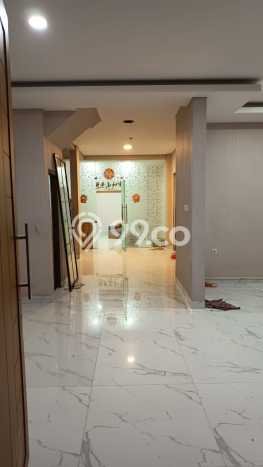Jual Rumah Eksklusif 3 KT di Taman Surya, Jakarta Barat Jual Rumah Eksklusif 3 KT di Taman Surya, Jakarta Barat