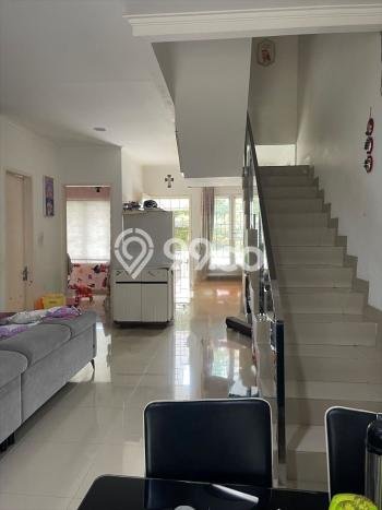Jual Rumah Mewah Elegan Dengan View Cantik di Taman Surya, Jakarta Barat Jual Rumah Mewah Elegan Dengan View Cantik di Taman Surya, Jakarta Barat