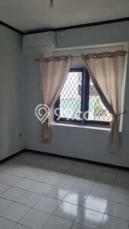 Rumah Kontrakan Tangerang LT 102m2 LB 76m2 Kawasan Duta Garden Rumah Kontrakan Tangerang LT 102m2 LB 76m2 Kawasan Duta Garden