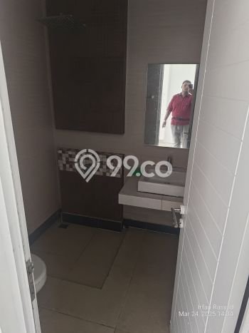 Rumah sewa siap huni 4 Kamar Tidur di Duta Garden, Tangerang Rumah sewa siap huni 4 Kamar Tidur di Duta Garden, Tangerang