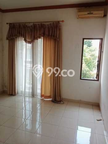 Rumah Elit Modern Tanpa Renovasi di Pegadungan Jakarta Barat Rumah Elit Modern Tanpa Renovasi di Pegadungan Jakarta Barat