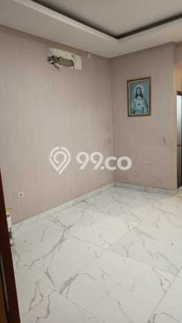 Jual Rumah Eksklusif 3 KT di Taman Surya, Jakarta Barat Jual Rumah Eksklusif 3 KT di Taman Surya, Jakarta Barat