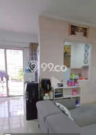 Jual Rumah Mewah Elegan Dengan View Cantik di Taman Surya, Jakarta Barat Jual Rumah Mewah Elegan Dengan View Cantik di Taman Surya, Jakarta Barat