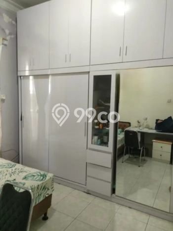 Siap Huni Hunian Elit 5 Kamar di Cengkareng Dekat ke Mana Saja Siap Huni Hunian Elit 5 Kamar di Cengkareng Dekat ke Mana Saja