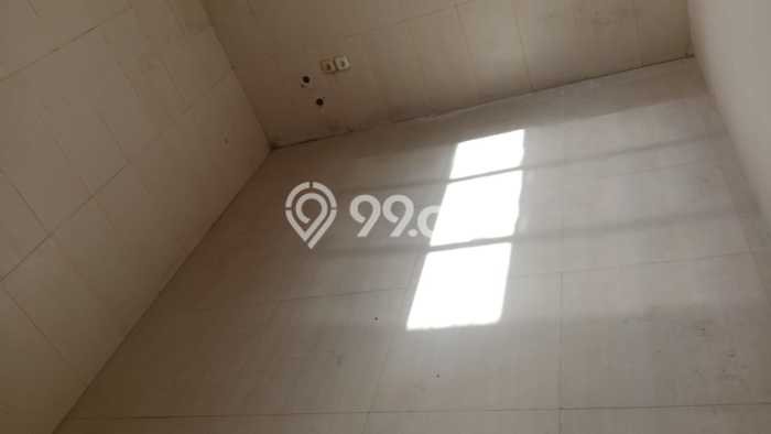 Disewakan! Rumah 5 Kamar Tidur &
4 Kamar Mandi di Duta Garden, Tangerang Disewakan! Rumah 5 Kamar Tidur &
4 Kamar Mandi di Duta Garden, Tangerang