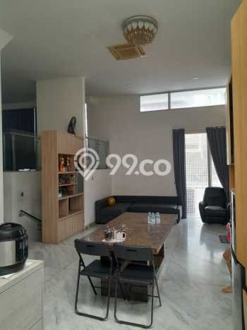 Rumah Strategis Modern Lb 90m2 di Cengkareng, Jakarta Barat Rumah Strategis Modern Lb 90m2 di Cengkareng, Jakarta Barat