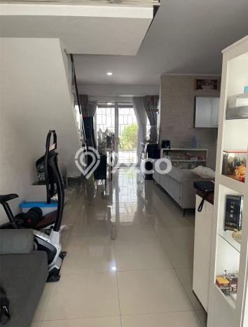 Jual Rumah Mewah Elegan Dengan View Cantik di Taman Surya, Jakarta Barat Jual Rumah Mewah Elegan Dengan View Cantik di Taman Surya, Jakarta Barat