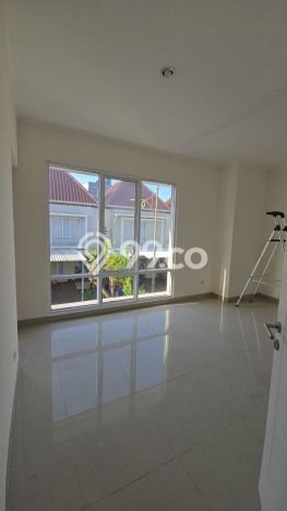 Rumah Luxury Modern Siap Huni di Gading Serpong Tangerang Rumah Luxury Modern Siap Huni di Gading Serpong Tangerang