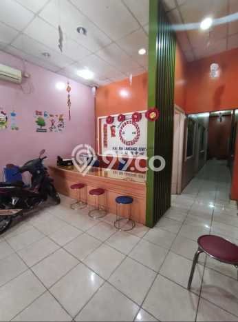 Ruko Dijual di Prime Area Jakarta Barat Luas 196m2 Ruko Dijual di Prime Area Jakarta Barat Luas 196m2