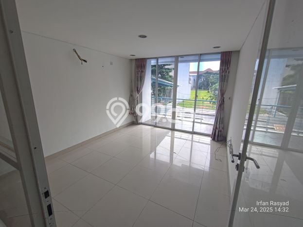 Rumah sewa siap huni 4 Kamar Tidur di Duta Garden, Tangerang Rumah sewa siap huni 4 Kamar Tidur di Duta Garden, Tangerang