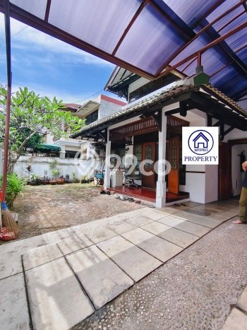 Ready to Use! Luxury House LT 254m2 Desain Modern di Bintaro Ready to Use! Luxury House LT 254m2 Desain Modern di Bintaro