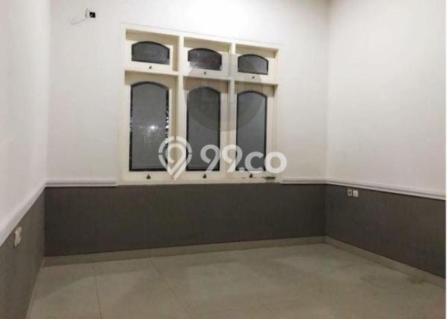 Rumah Eksklusif Siap Huni LT 293m2 di Semarang Barat, Semarang Rumah Eksklusif Siap Huni LT 293m2 di Semarang Barat, Semarang