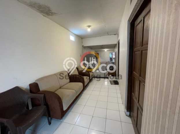 Rumah Modern Minimalis 5 Kamar Siap Huni di Sidomukti Rumah Modern Minimalis 5 Kamar Siap Huni di Sidomukti