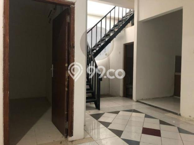 Dijual Cepat Rumah Bagus Siap Huni LB 100m2 di Semarang Timur, Semarang Dijual Cepat Rumah Bagus Siap Huni LB 100m2 di Semarang Timur, Semarang