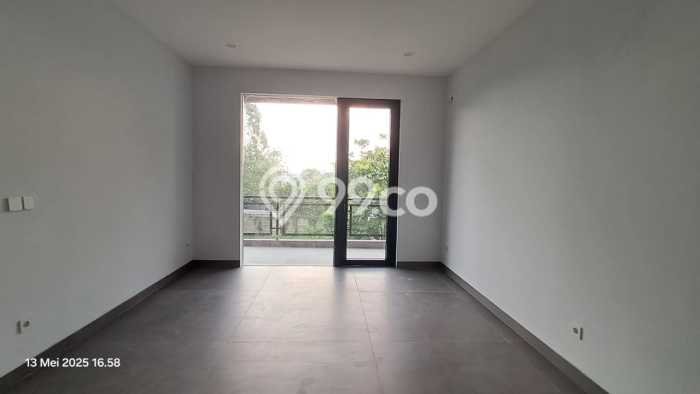 Hunian Mewah LB 500m2 Siap Huni Desain Elegan di Alam Sutera, Tangerang Hunian Mewah LB 500m2 Siap Huni Desain Elegan di Alam Sutera, Tangerang